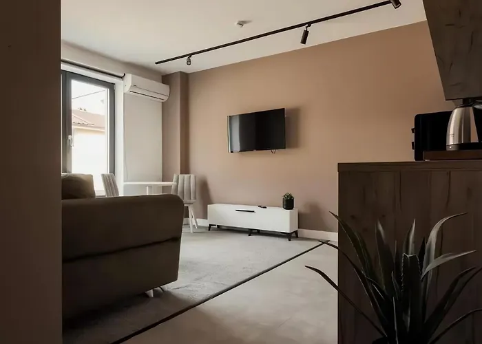 Gavas Modern Central Apartments