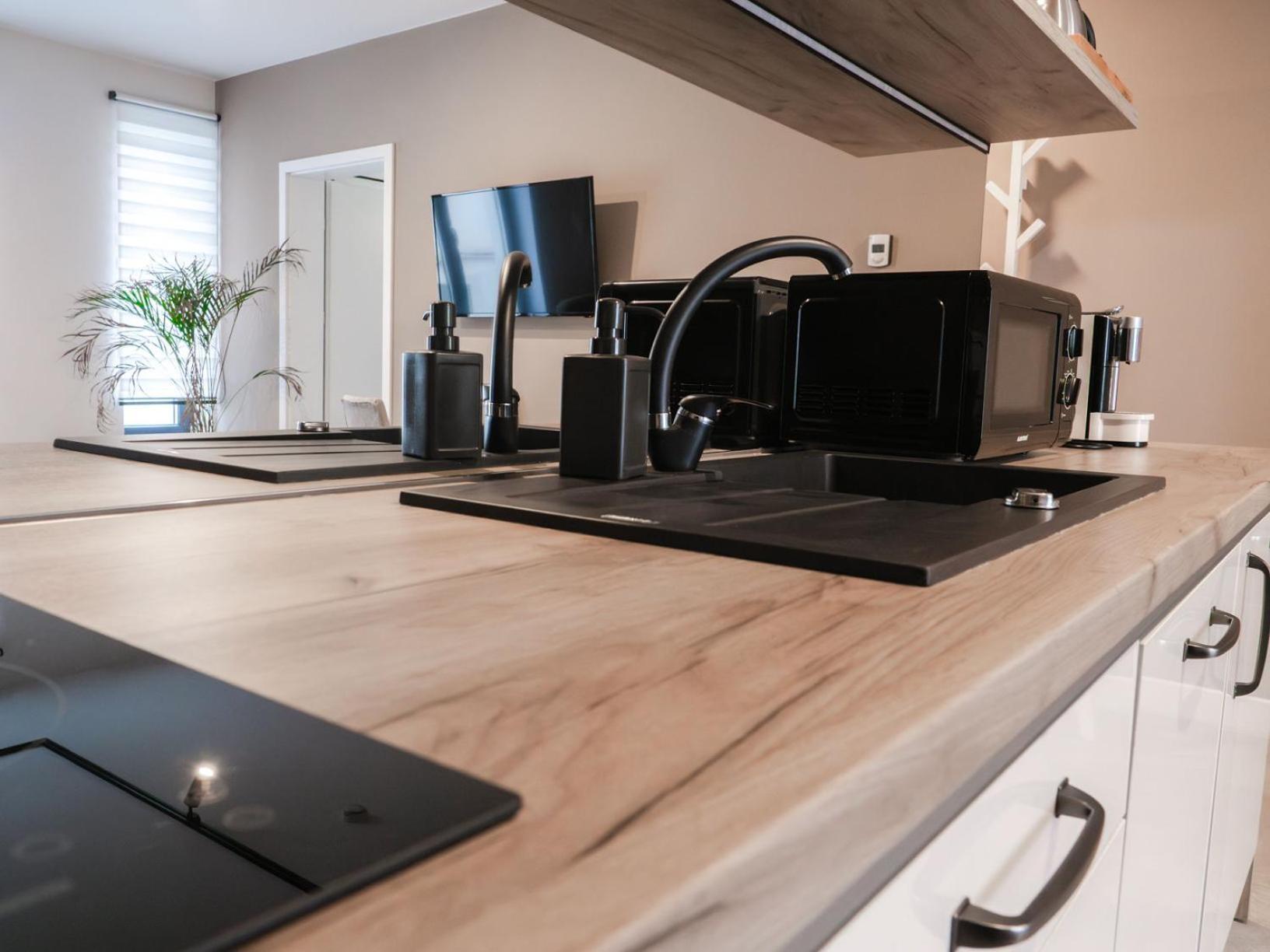 Gavas Modern Apartment